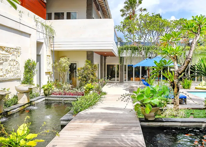 La Luvier Villa *